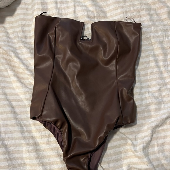 Zara faux leather bodysuit - Picture 2 of 5